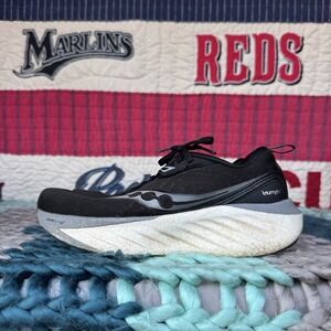 Size 8 - Saucony Women Triumph 22 S10964-200 Black Running Shoes Sneakers